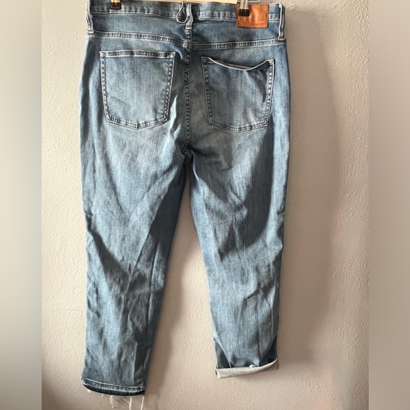 J. Crew Vintage Straight Distressed Medium Wash Jeans Size 32 - Picture 5 of 8